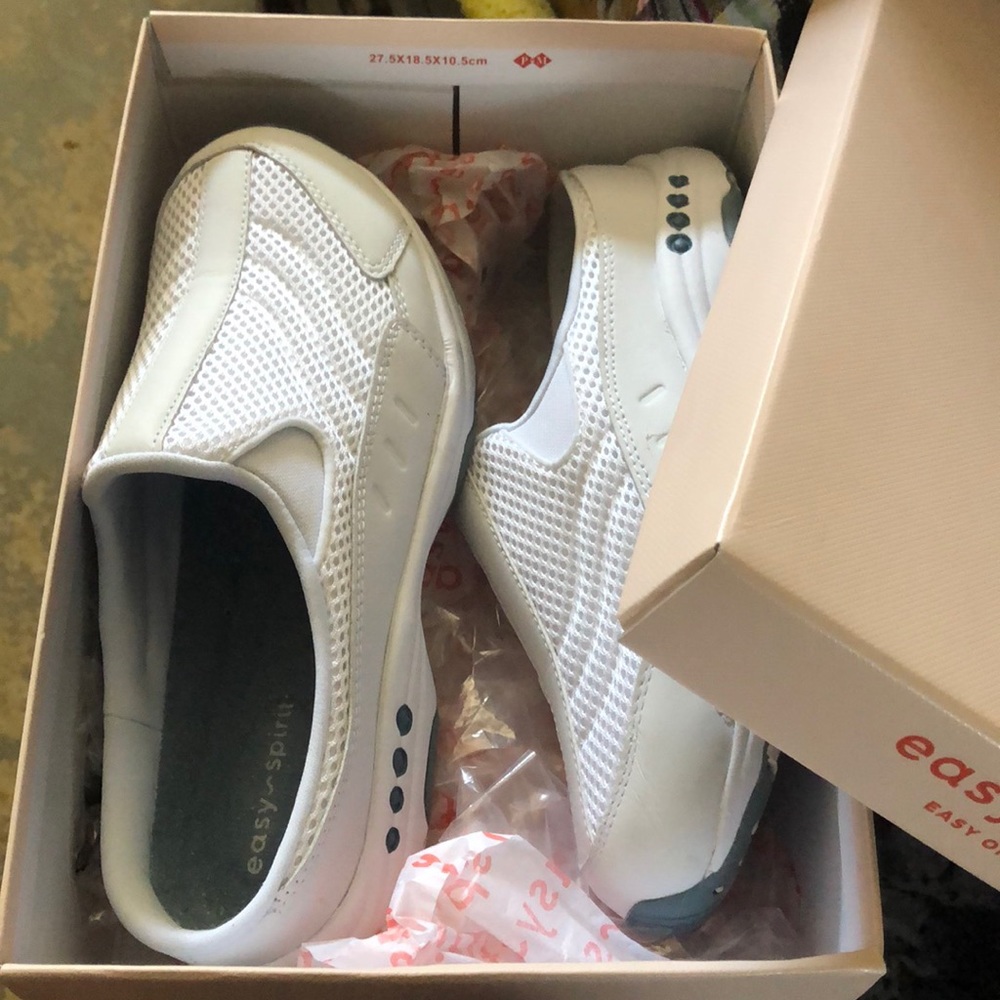 Easy Spirit Sneakers